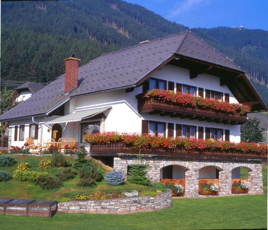 Gaestehaus Trattner Mauterndorf (Salzburg) Exterior foto